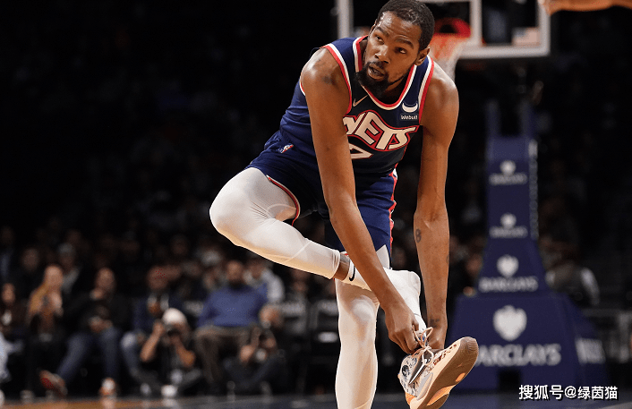 lol中国总决赛-关于菲尼克斯太阳国际比赛日迎来里程碑，志在NBA总决赛名次提升，气氛紧张，训练强度明显提升的信息