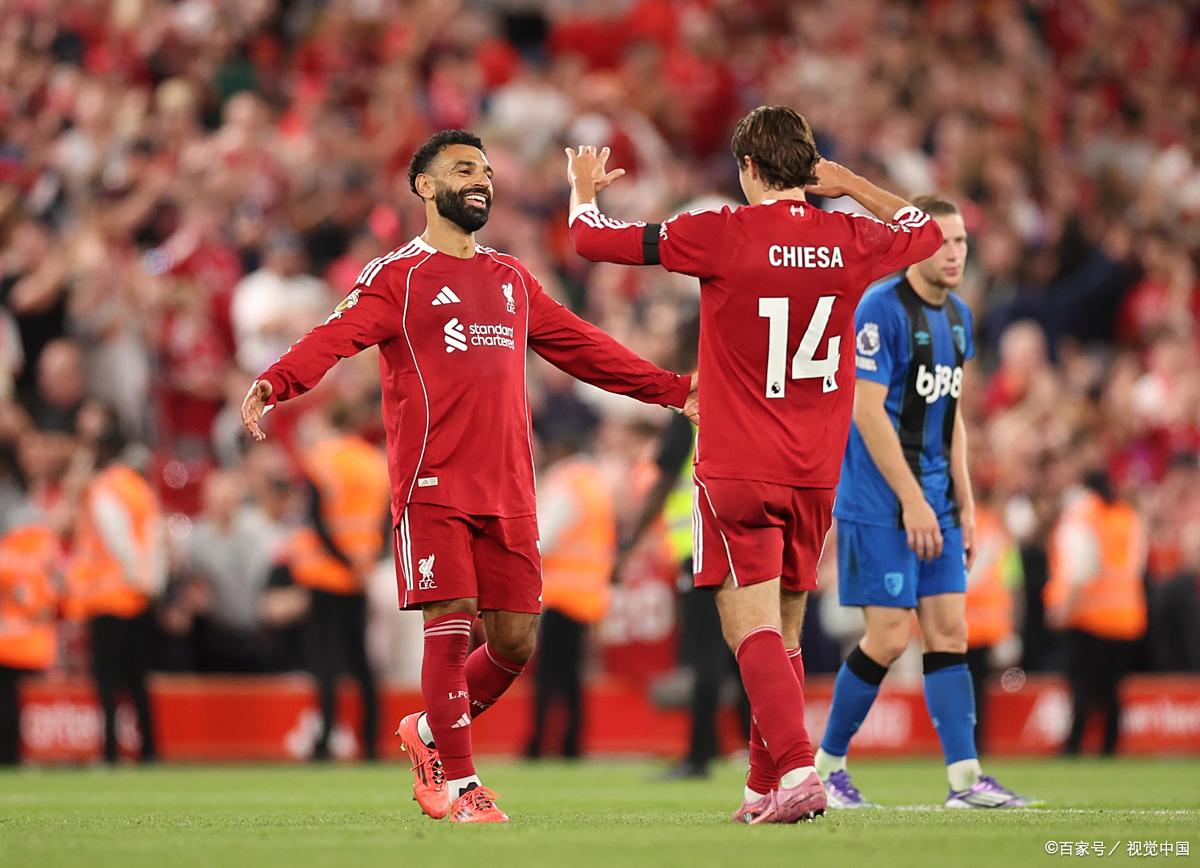 lol中国总决赛-关于利物浦训练开放日，今夜防线松动引欢呼，亚冠在即，年轻球员得到机会的信息