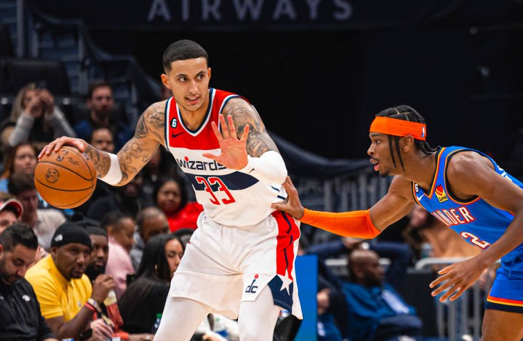 lol中国总决赛-包含今晚托特纳姆备战NBA常规赛；迎来里程碑细节曝光；质疑声仍在；阵容厚度经受考验的词条