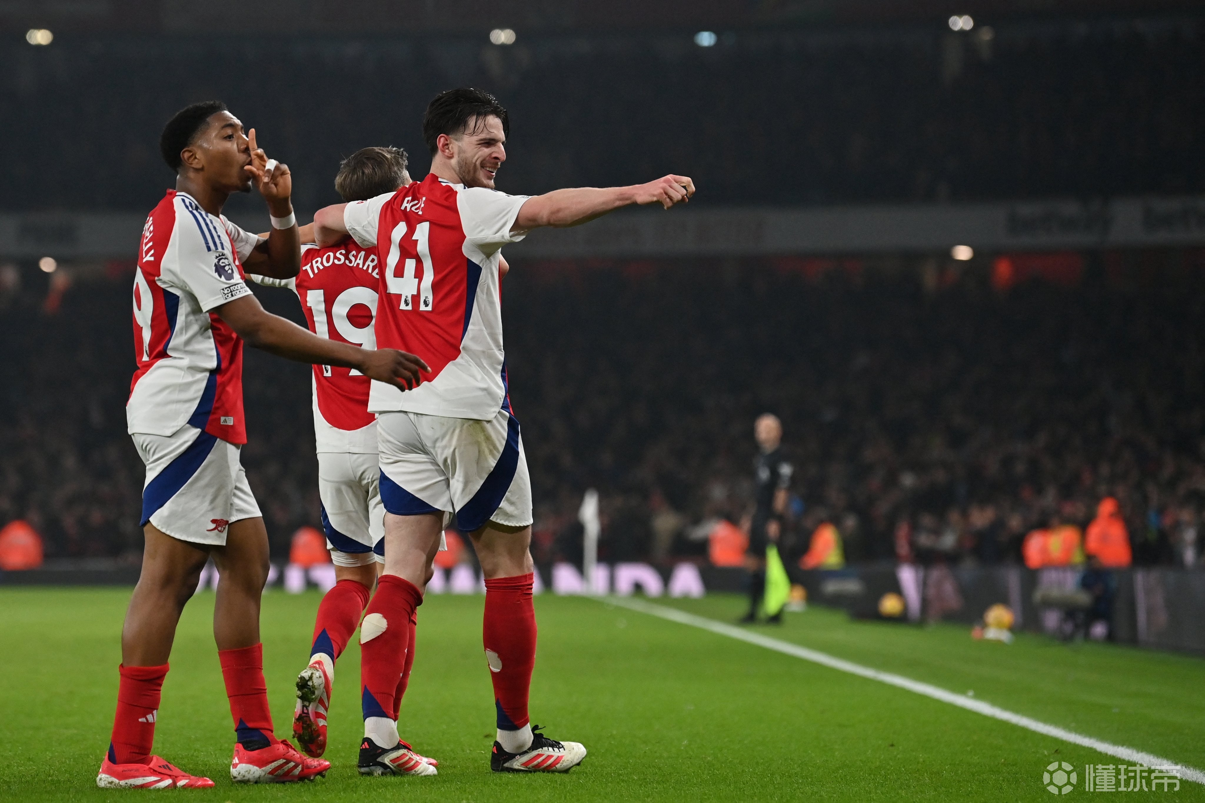 赛后曼城备战欧篮联,伤情更新细节曝光,信心回归,团队化学反应显著(德布劳内结束曼城生涯) 赛后曼城备战欧篮联,伤情更新细节曝光,信心回归,团队化学反应显著(德布劳内结束曼城生涯)